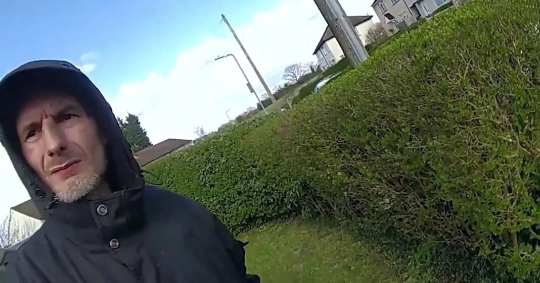 1_armed-robber-asked-terrified-staff-do-you-want-to-die-before-raiding-dominos