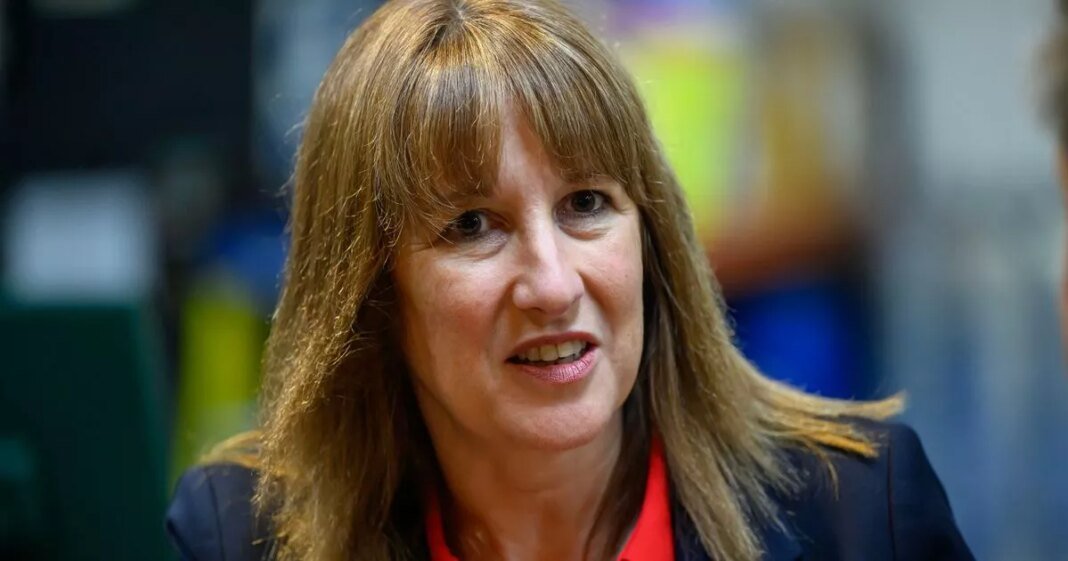 8_chancellor-visits-business-in-chiswick-to-highlight-impact-of-uk-india-free-trade-agreement